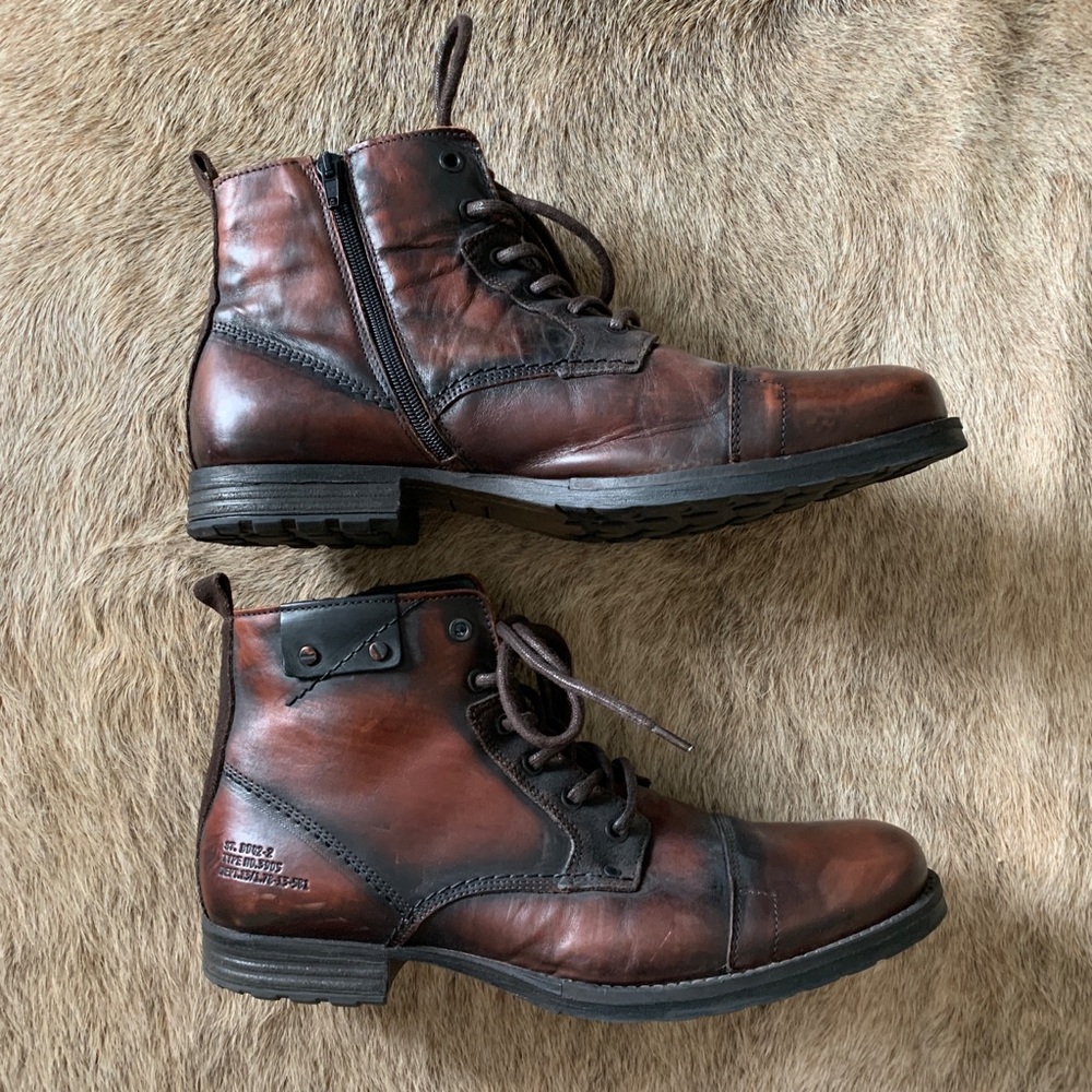 Oak Brown Leather Boot